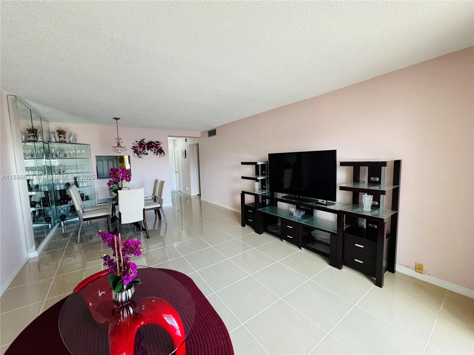 Photo of 619 14th Ave  #703, Hallandale Beach, Florida, 33009 - 