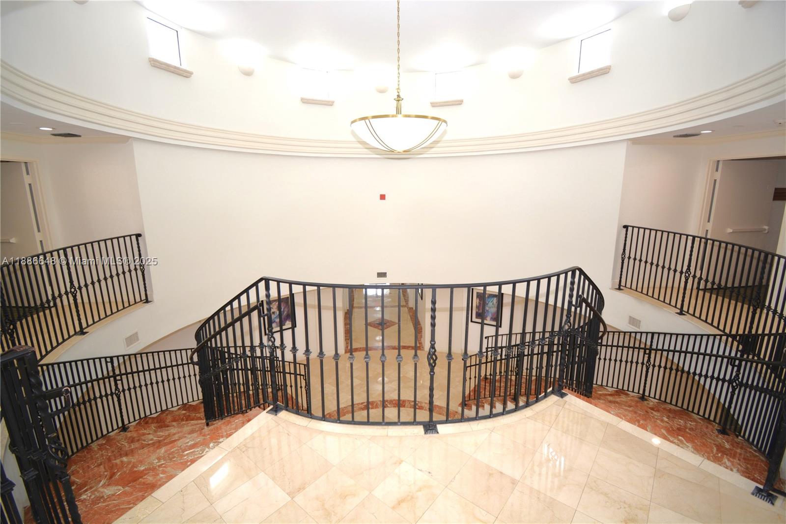 Подробнее 207 / кв.футов $ 2025-09-29 0 Фото