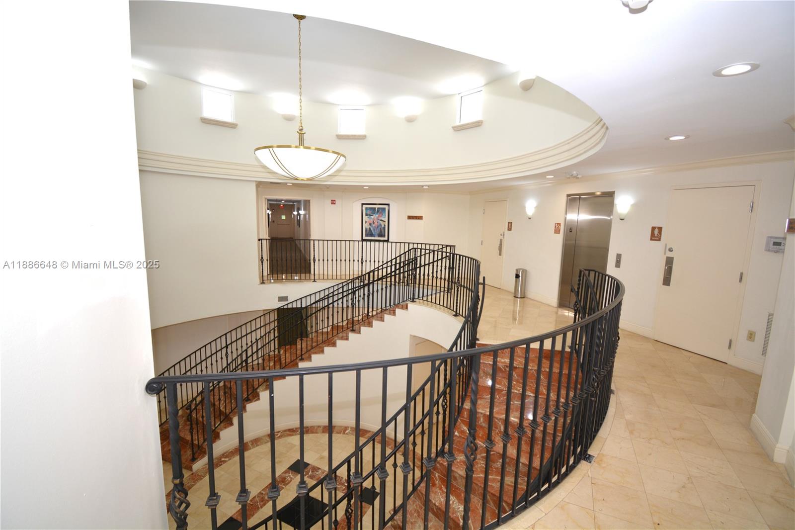 Подробнее 207 / кв.футов $ 2025-09-29 0 Фото