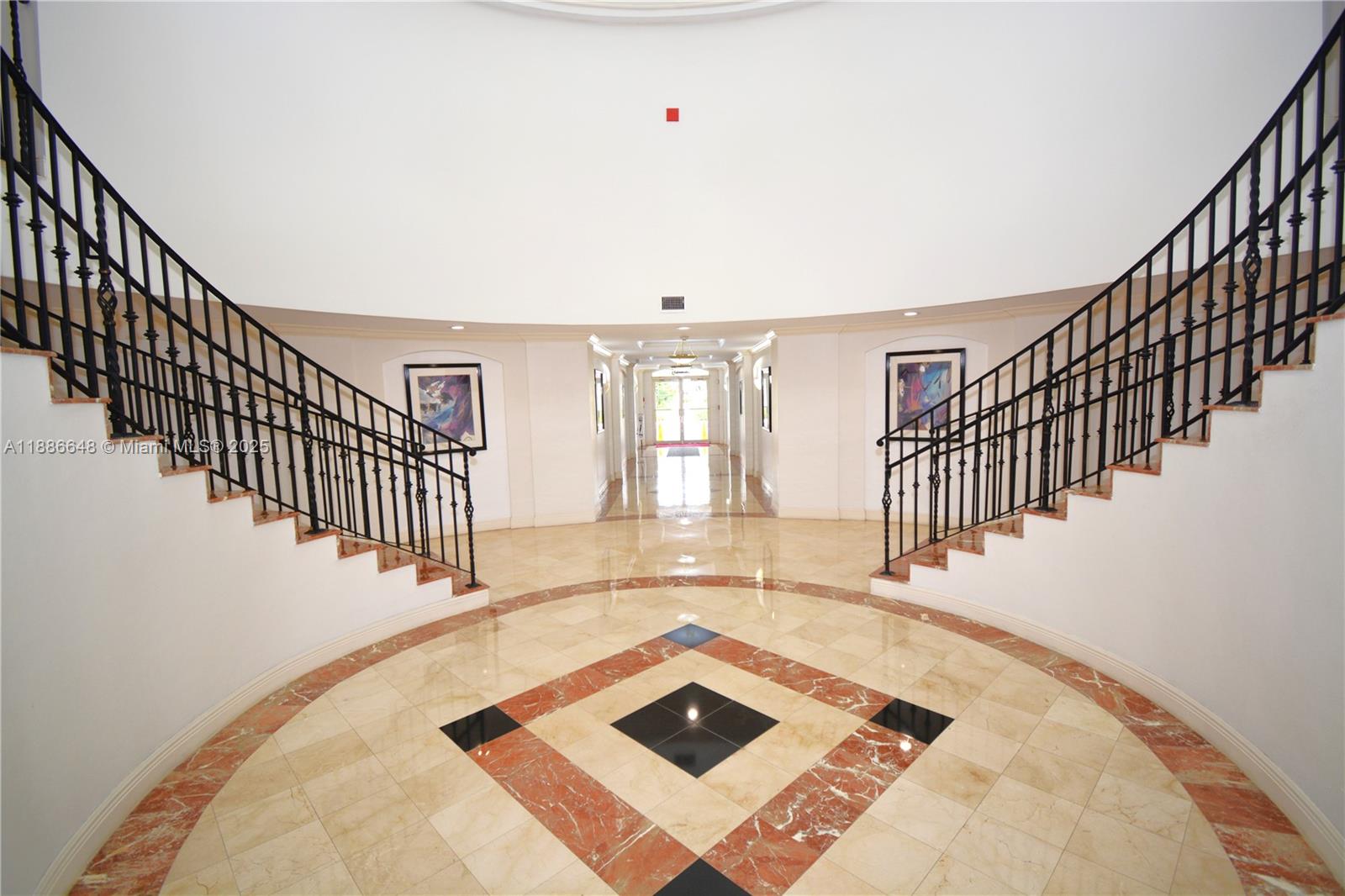 Подробнее 207 / кв.футов $ 2025-09-29 0 Фото