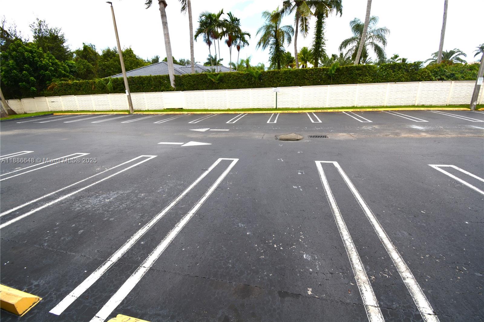 Подробнее 207 / кв.футов $ 2025-09-29 0 Фото