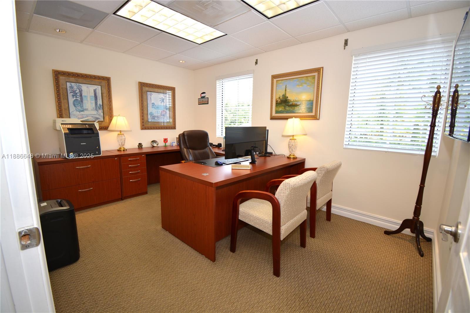 Подробнее 207 / кв.футов $ 2025-09-29 0 Фото