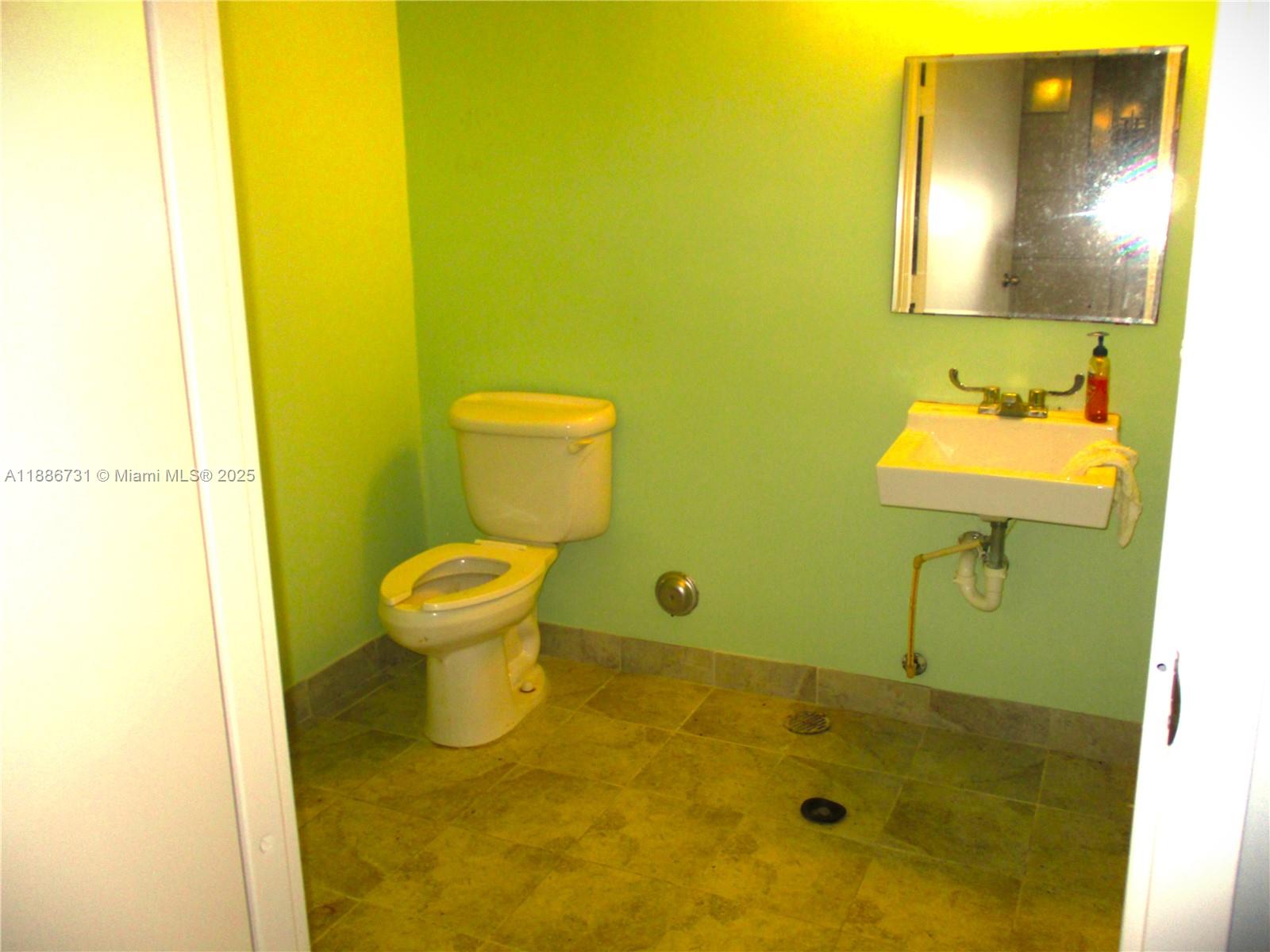   /   sq. ft. $ 2025-09-29 0 Photo