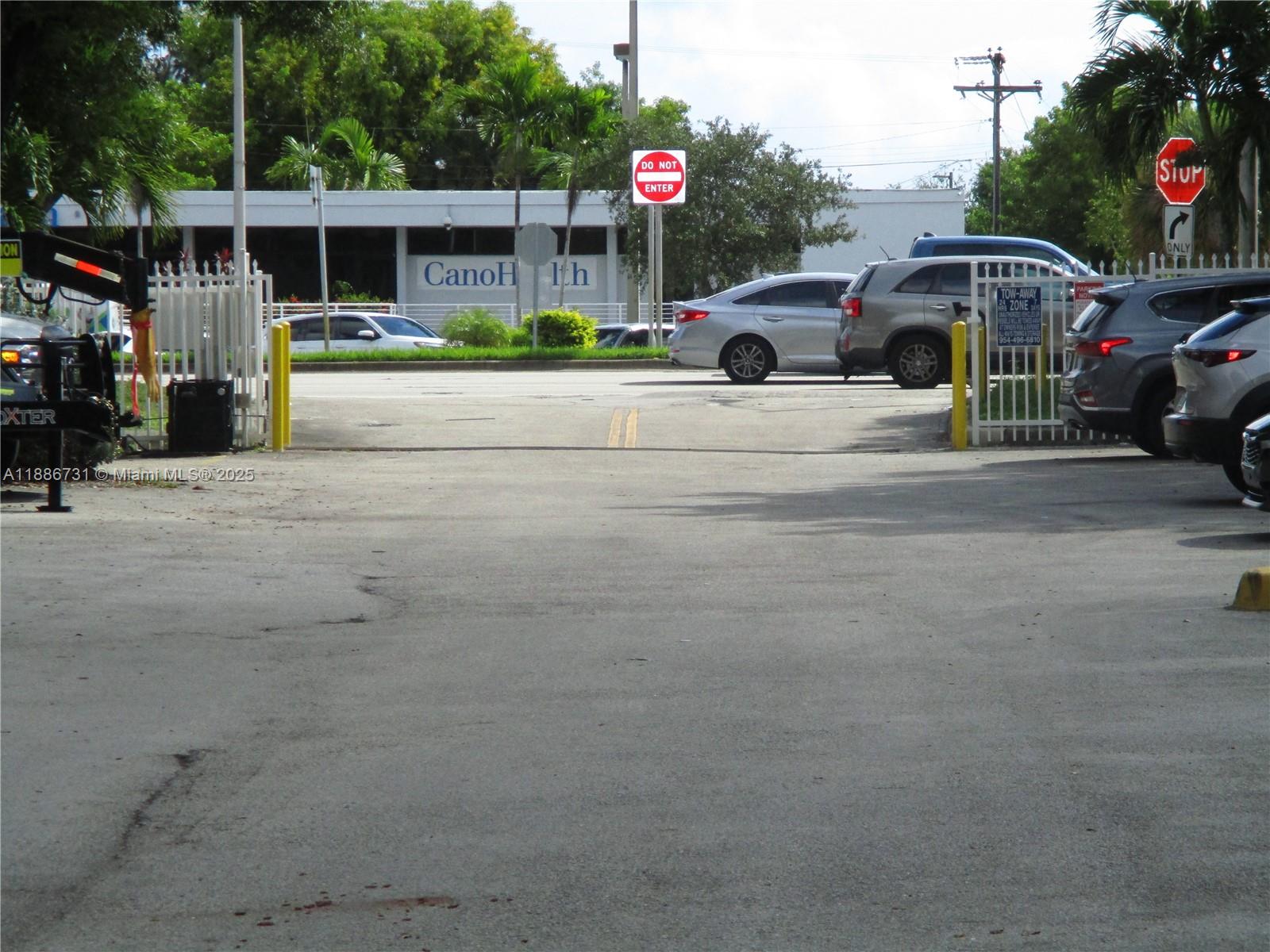 See details / sq. ft. $ 2025-09-29 0 Photo