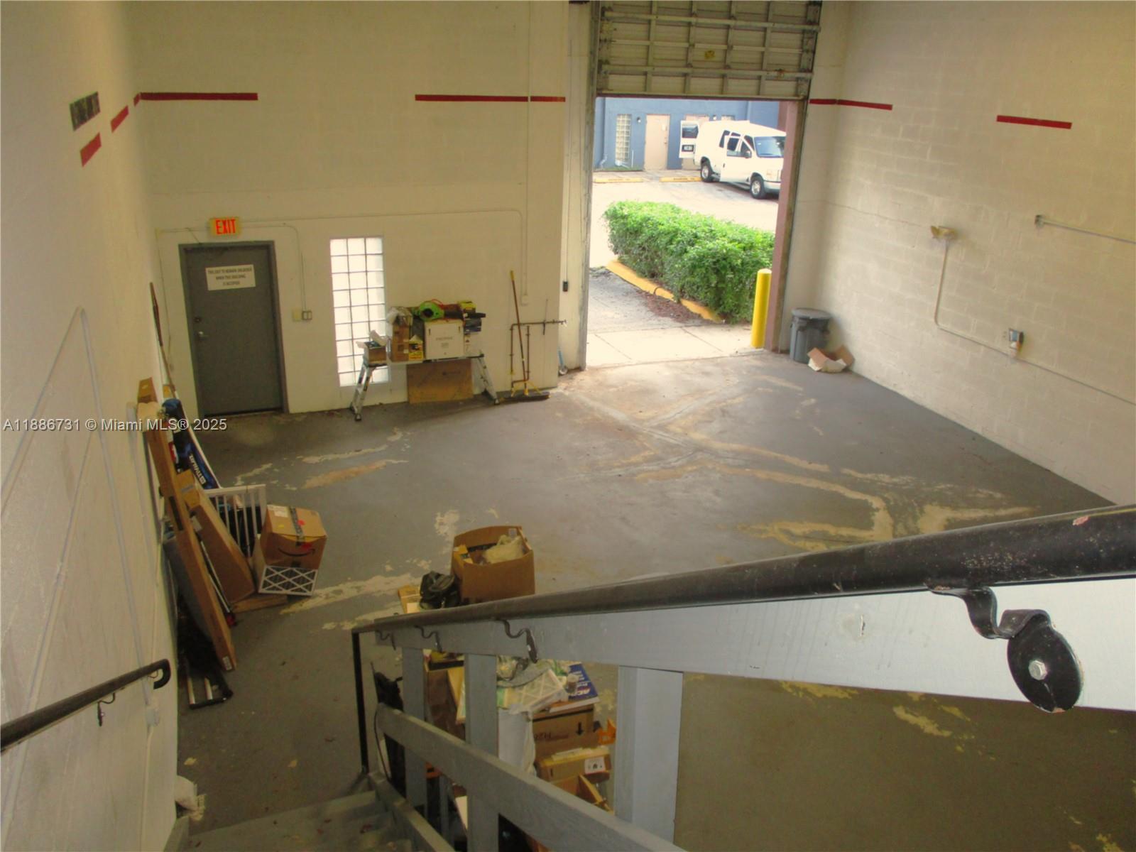   /   sq. ft. $ 2025-09-29 0 Photo