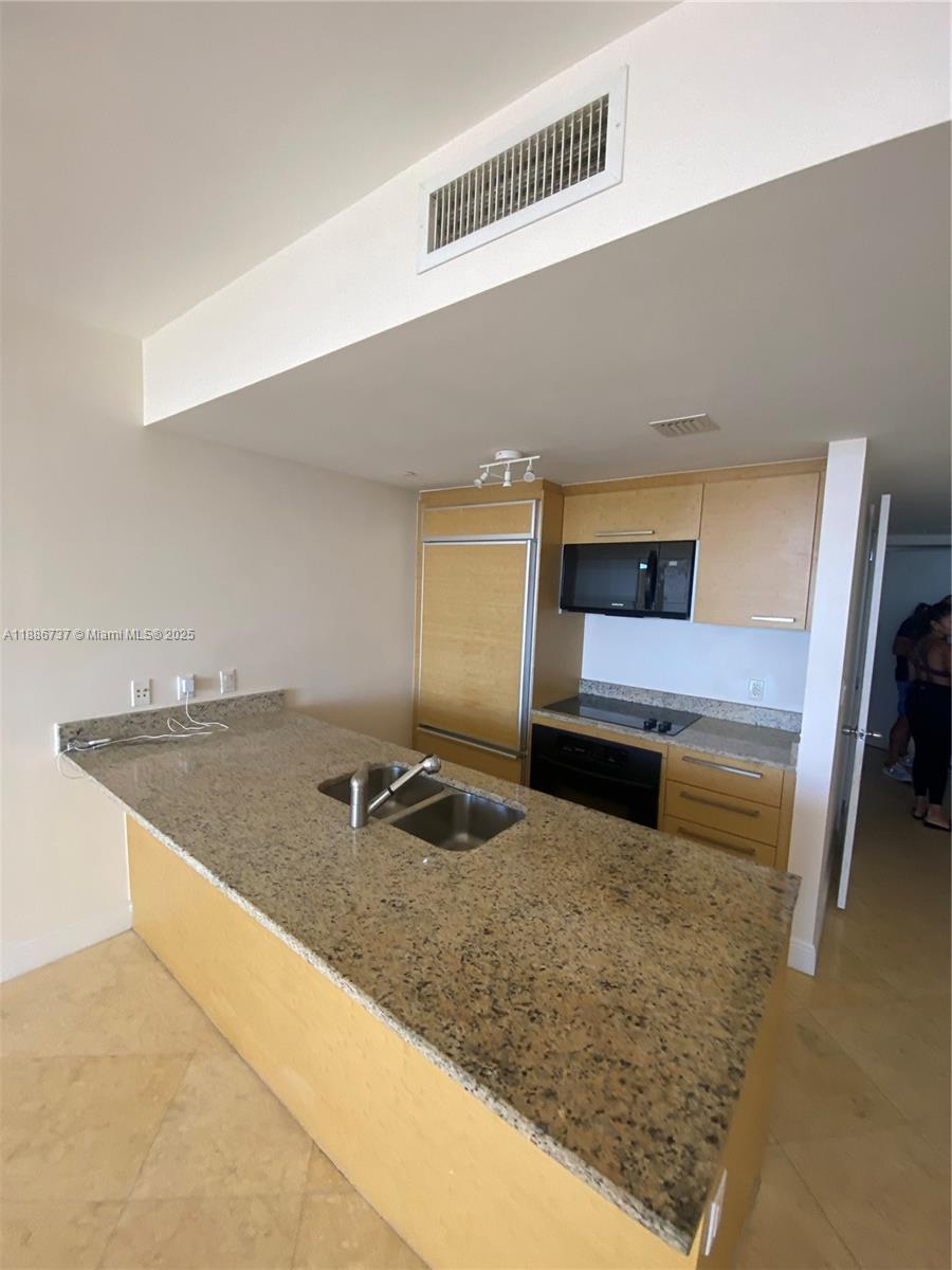 2909 2 / 1 1086 sq. ft. $ 2025-09-29 0 Photo