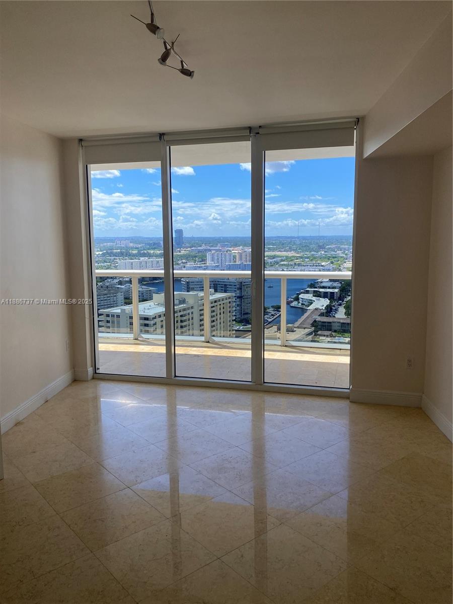 2909 2 / 1 1086 sq. ft. $ 2025-09-29 0 Photo