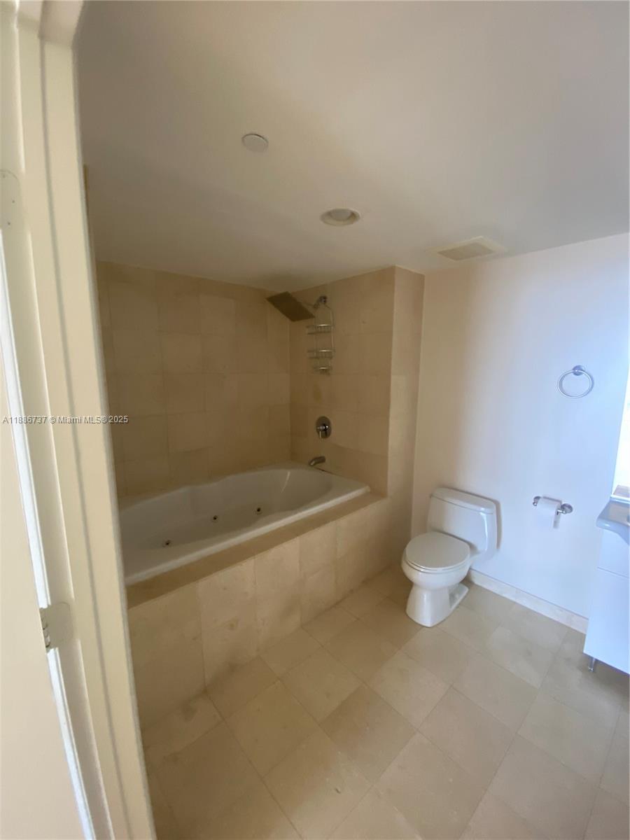 2909 2 / 1 1086 sq. ft. $ 2025-09-29 0 Photo