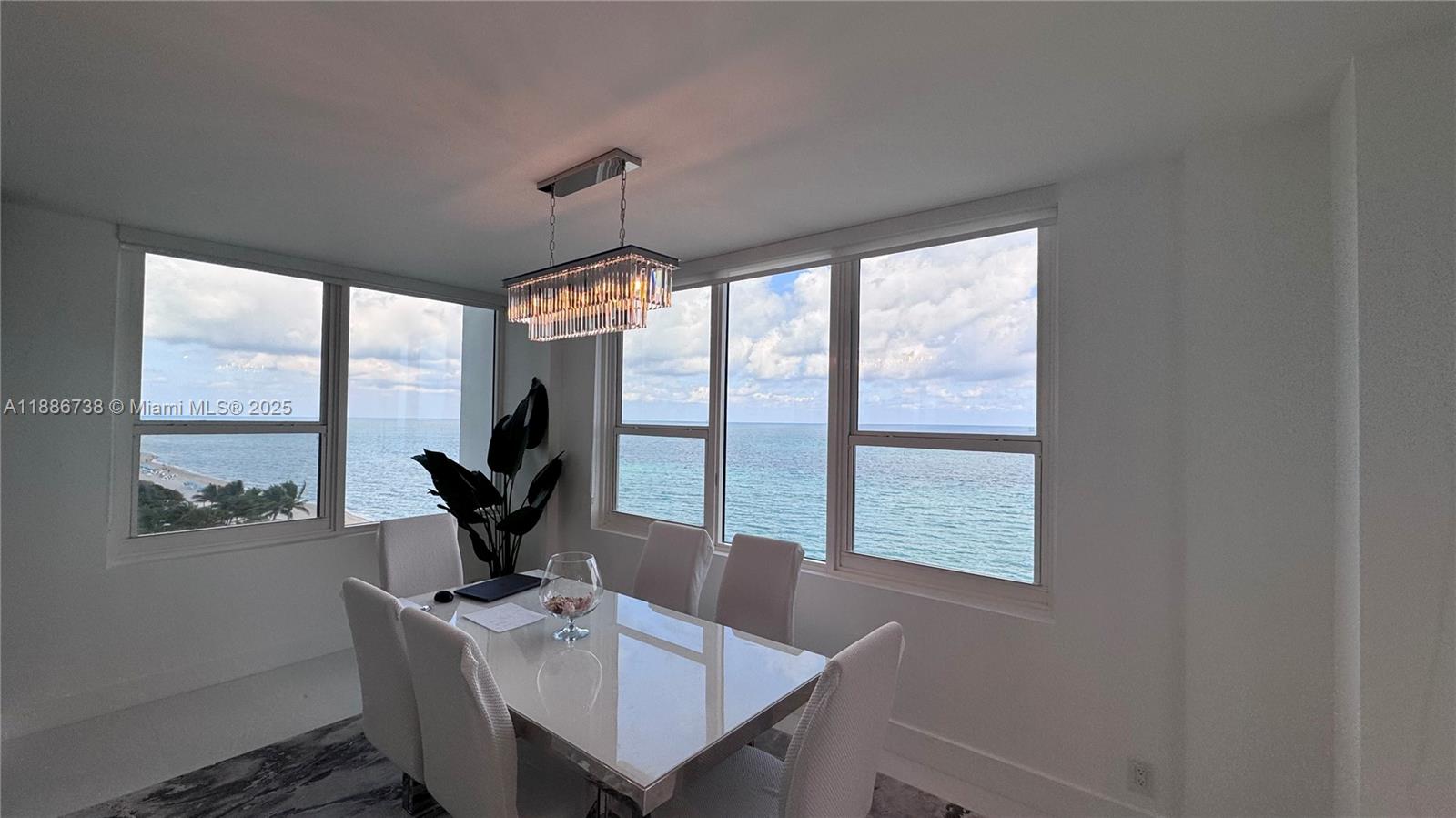 Photo of 3505 Ocean Dr  #912, Hollywood, Florida, 33019 - 