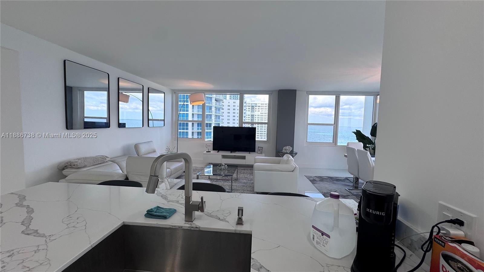 Photo of 3505 Ocean Dr  #912, Hollywood, Florida, 33019 - 