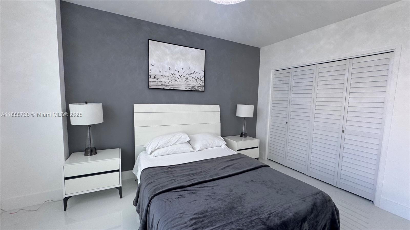 Photo of 3505 Ocean Dr  #912, Hollywood, Florida, 33019 - 