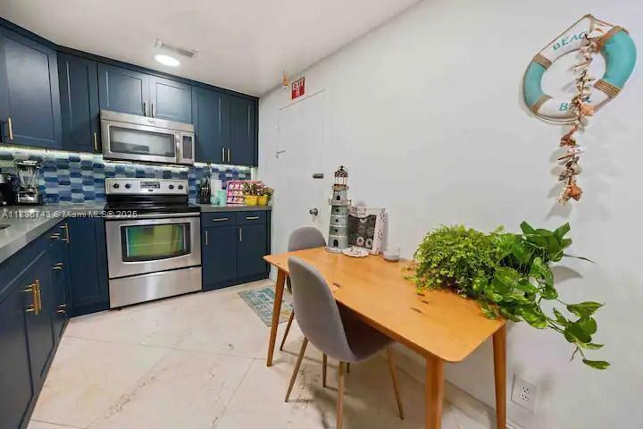 Photo of 3901 Ocean Dr  #14L, Hollywood, Florida, 33019 - 