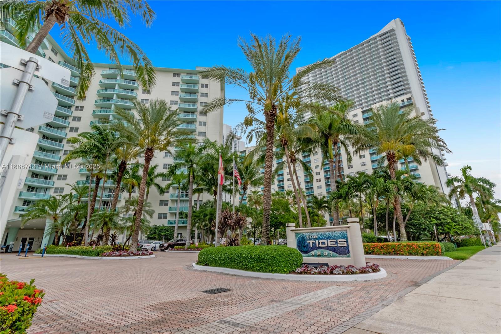 Photo of 3901 Ocean Dr  #14L, Hollywood, Florida, 33019 - 