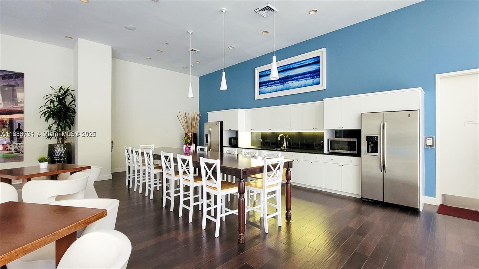 Photo of 2775 187th St  #319, Aventura, Florida, 33180 - 