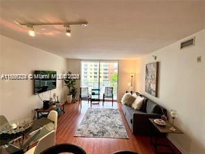 Photo of 2775 187th St  #319, Aventura, Florida, 33180 - 