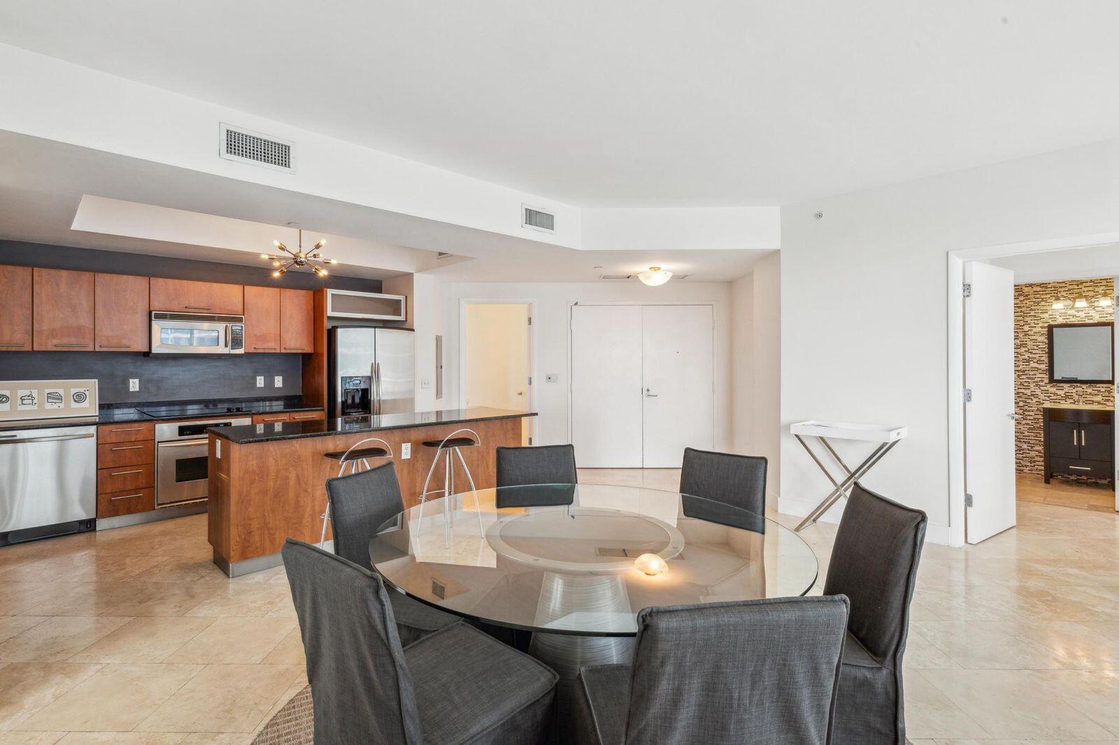 Photo of 3131 188th #2-705, Aventura, Florida, 33180 - PHOTO-2025-09-24-10-42-04