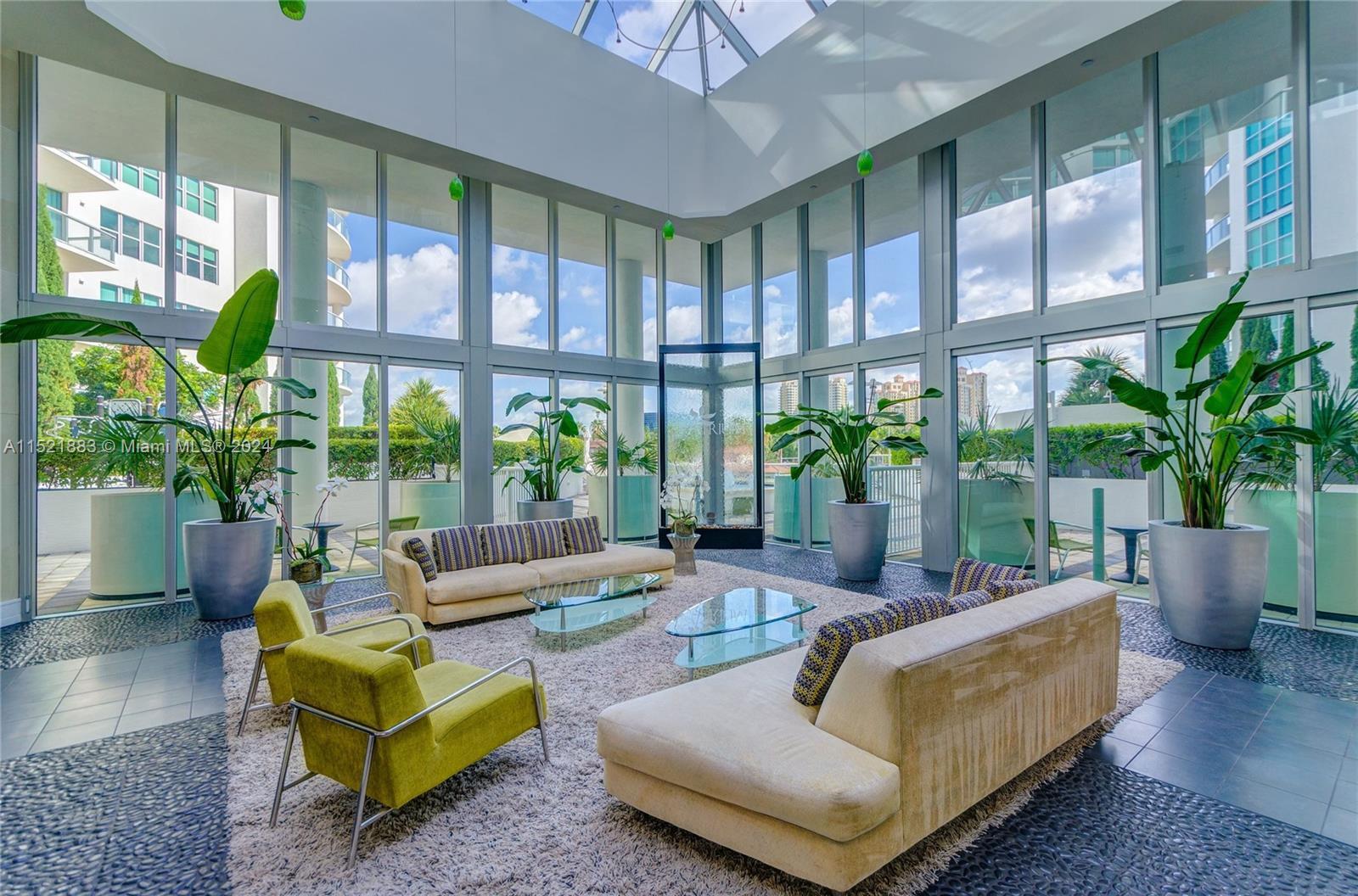 Photo of 3131 188th #2-705, Aventura, Florida, 33180 - atrium lobby