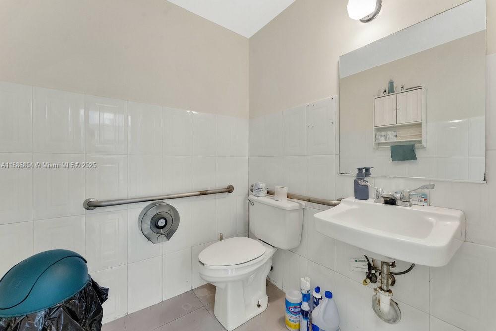 4A  /   sq. ft. $ 2025-09-29 0 foto