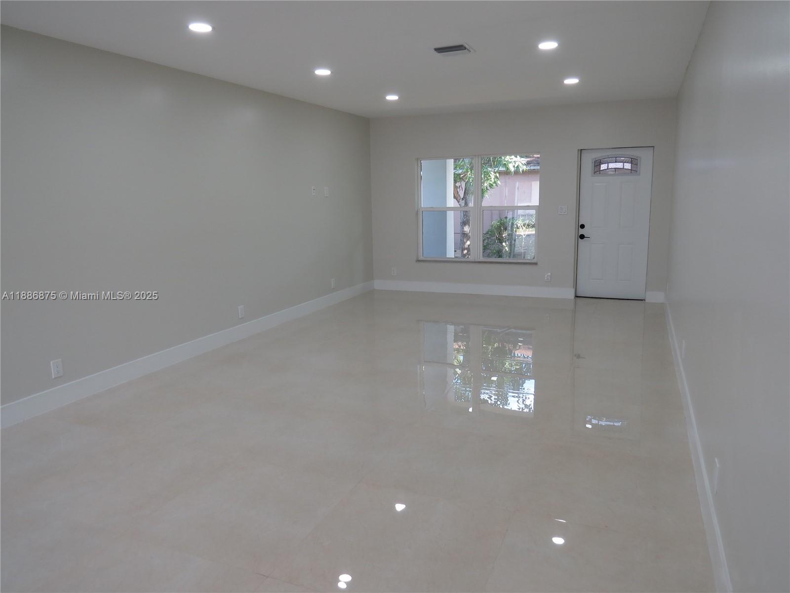   /  2780 sq. ft. $ 2025-09-29 0 Photo
