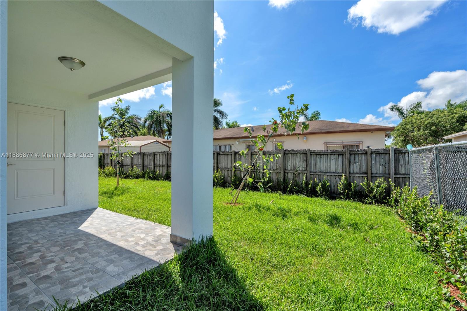   /  2400 sq. ft. $ 2025-09-29 0 Photo