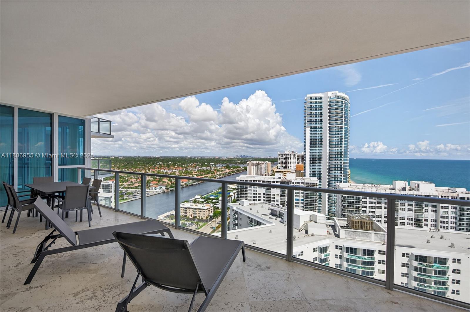 Photo of 3101 Ocean Dr  #2403, Hollywood, Florida, 33019 - 