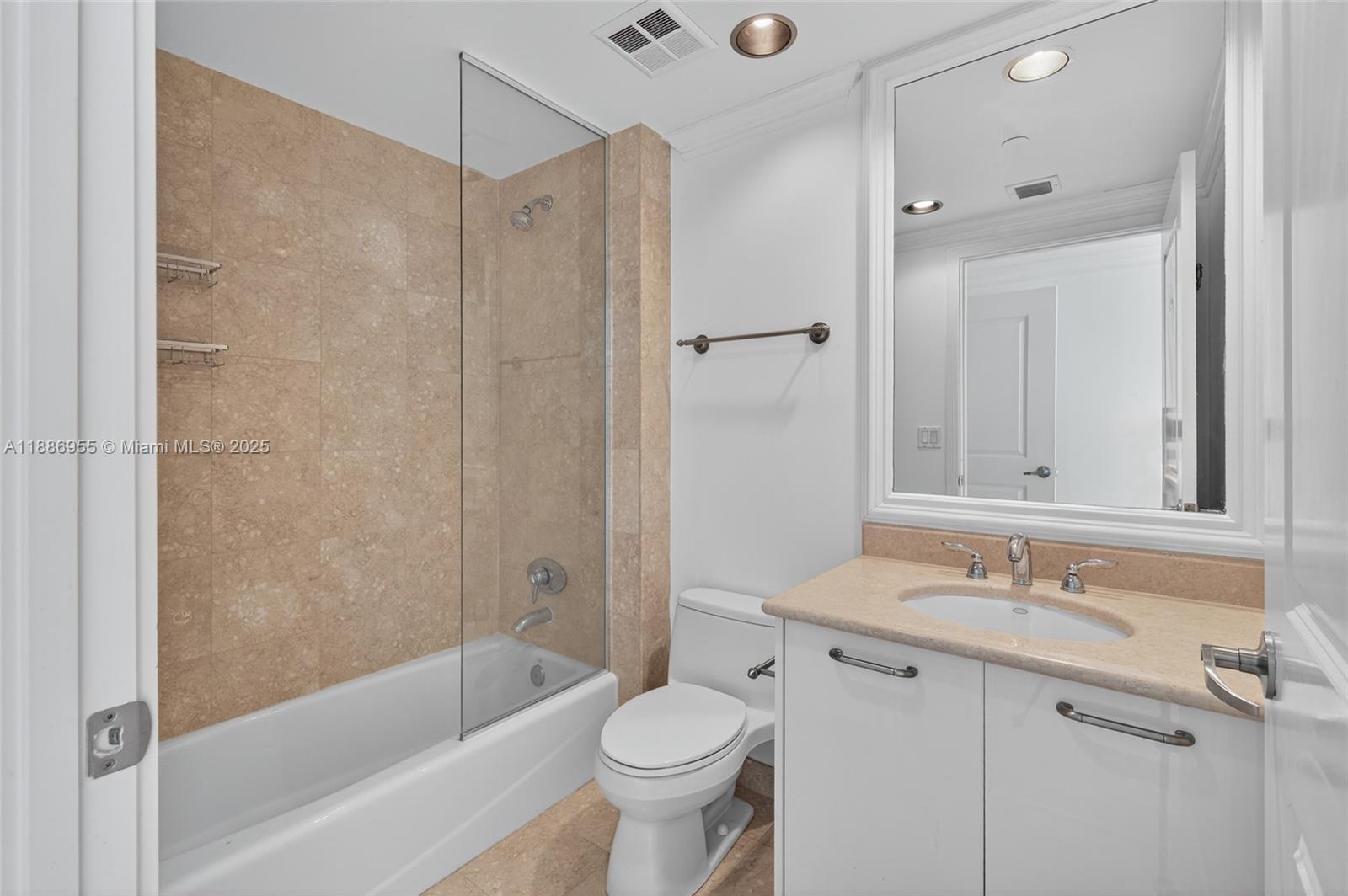Photo of 3101 Ocean Dr  #2403, Hollywood, Florida, 33019 - 