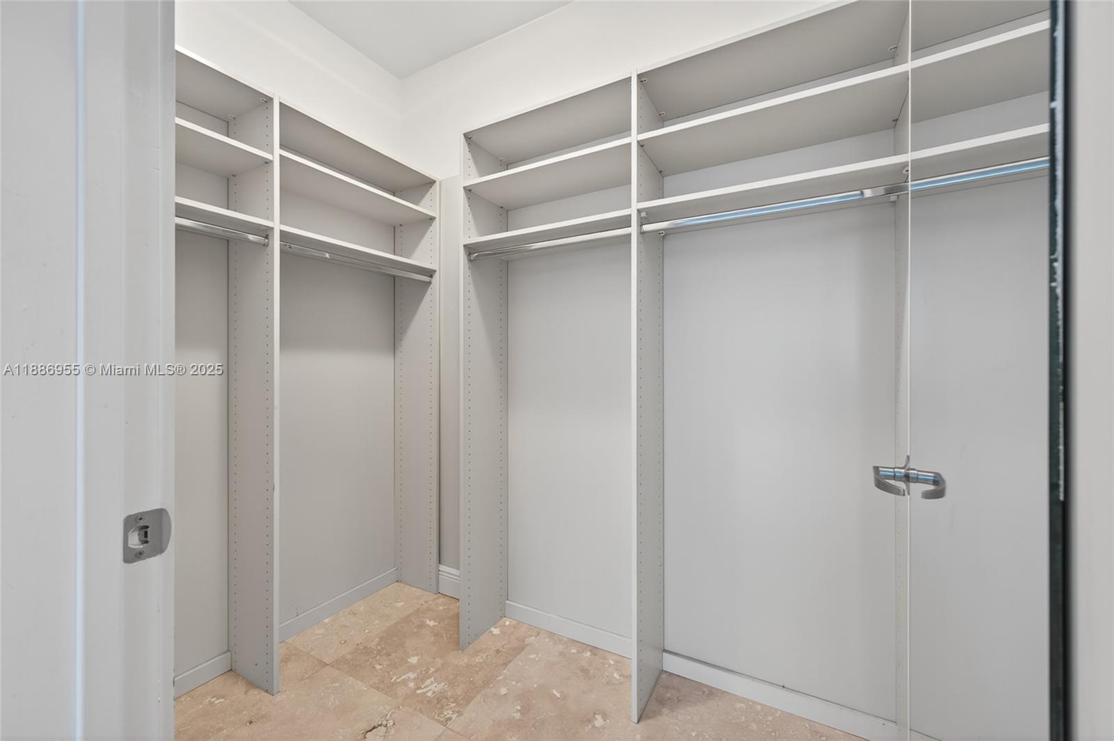 Photo of 3101 Ocean Dr  #2403, Hollywood, Florida, 33019 - 