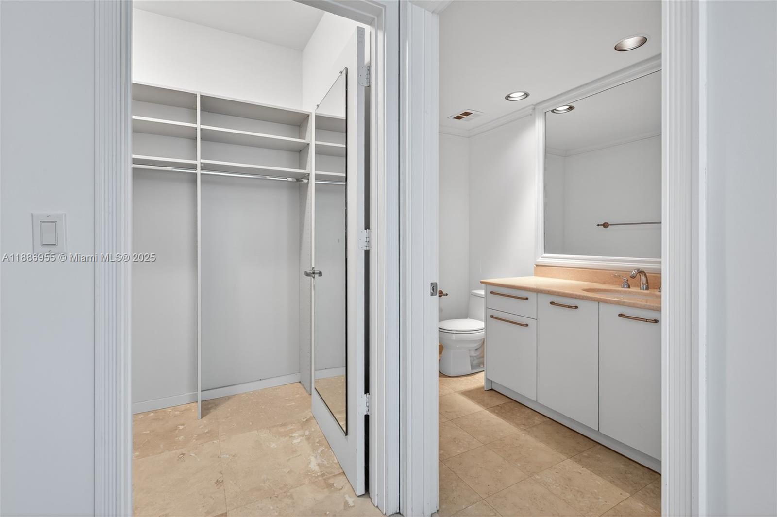 Photo of 3101 Ocean Dr  #2403, Hollywood, Florida, 33019 - 