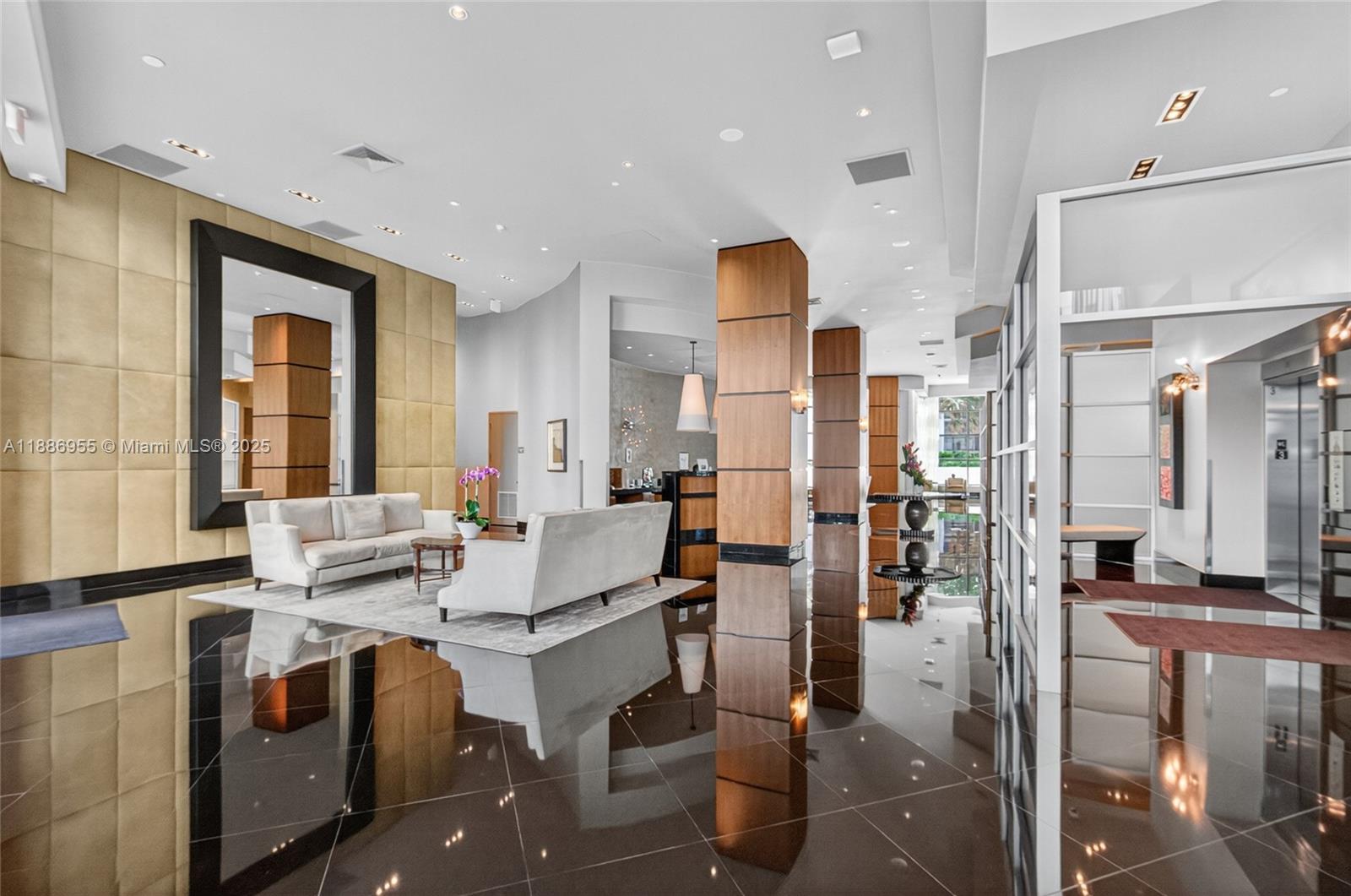 Photo of 3101 Ocean Dr  #2403, Hollywood, Florida, 33019 - 