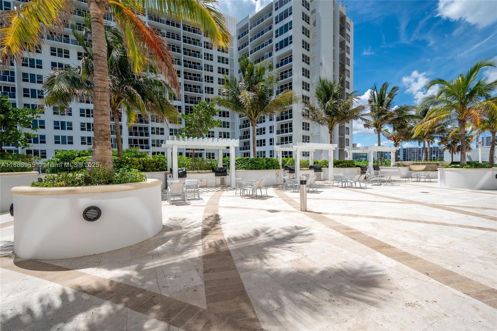 Photo of 3101 Ocean Dr  #2403, Hollywood, Florida, 33019 - 