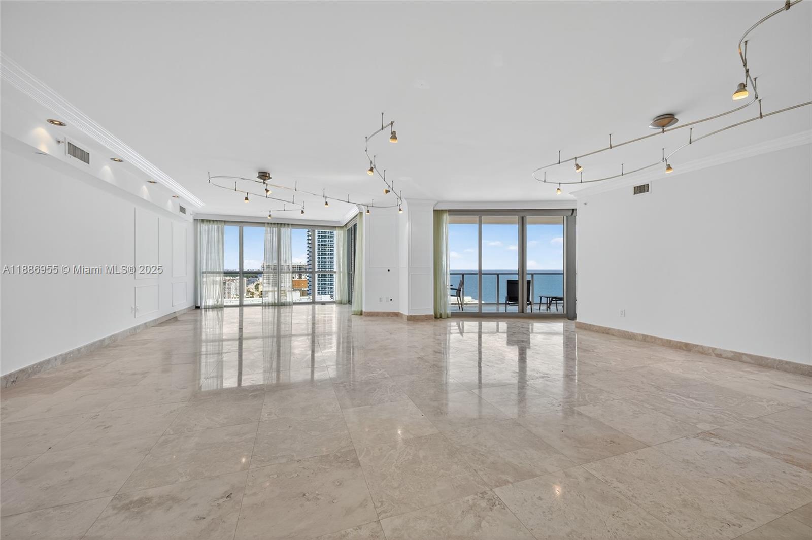 Photo of 3101 Ocean Dr #2403, Hollywood, Florida, 33019 -