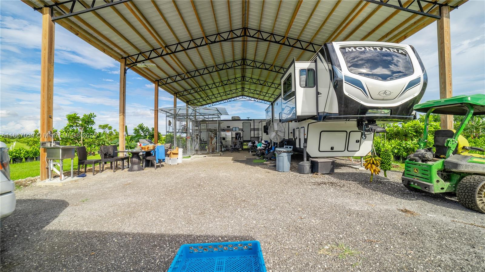   /   sq. ft. $ 2025-09-29 0 Photo