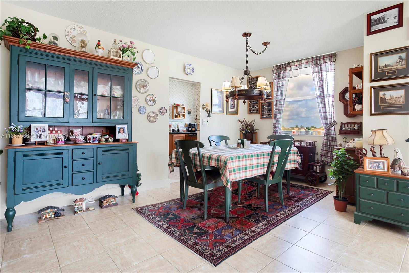 419C 2 / 2 1284 sq. ft. $ 2025-09-30 0 Photo