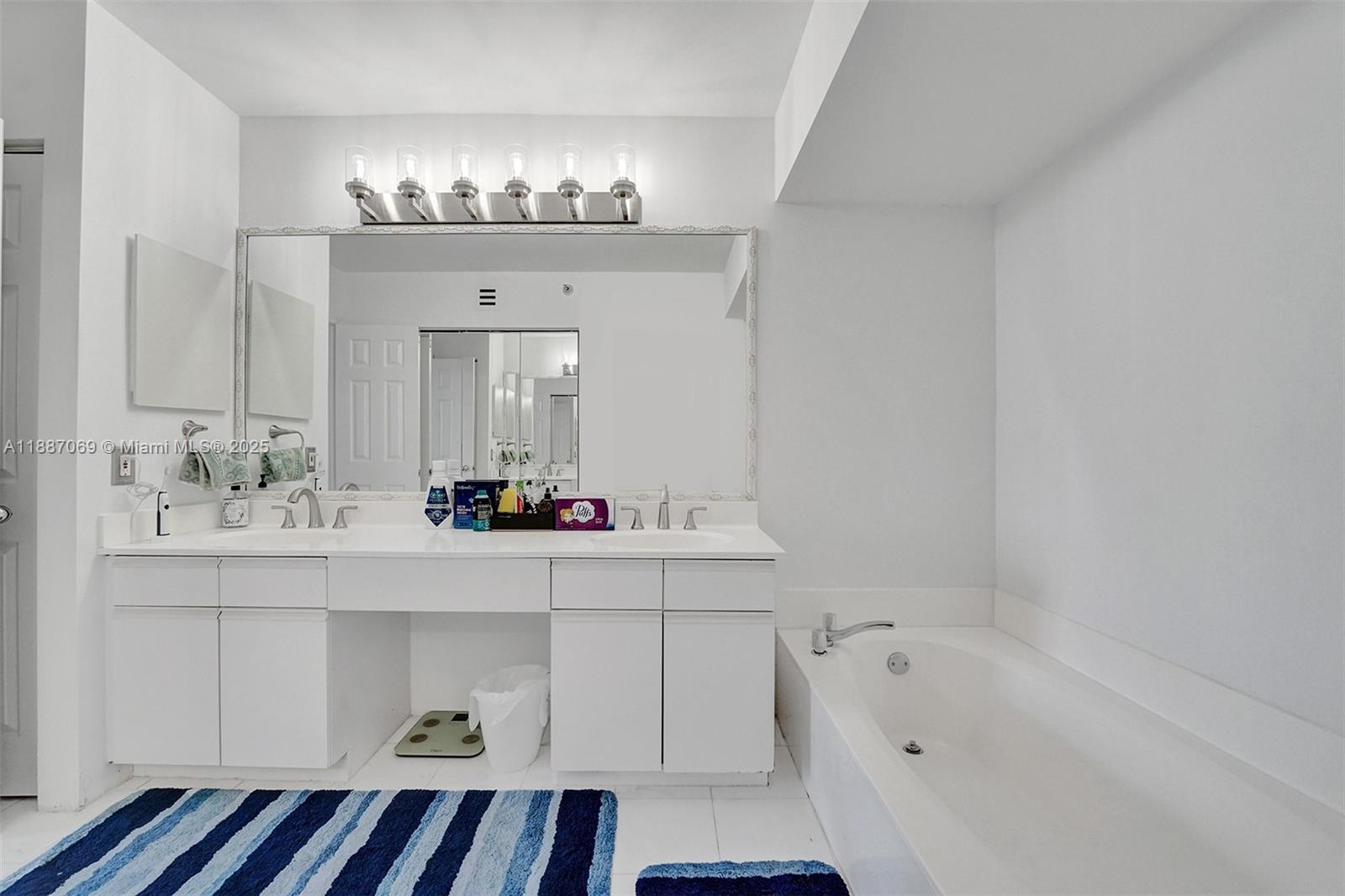 Photo of 3530 Mystic Pointe Dr  #2002, Aventura, Florida, 33180 - 