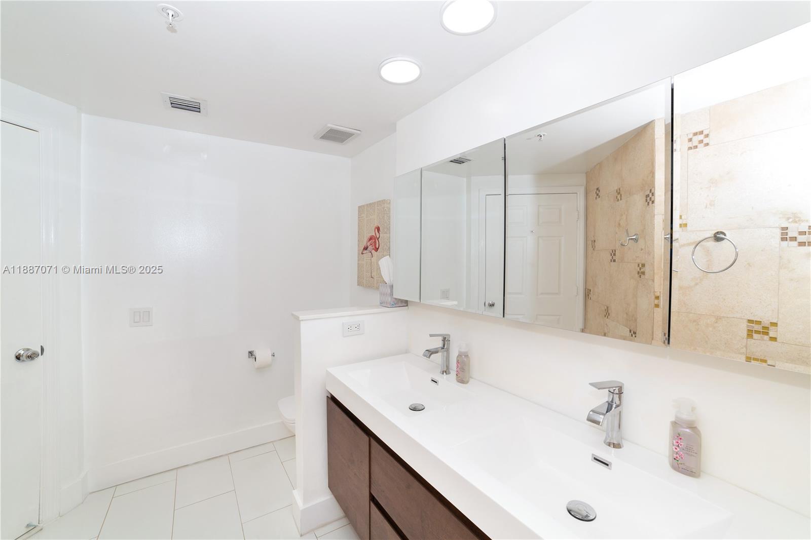 Photo of 17150 Bay Rd  #2905, Sunny Isles Beach, Florida, 33160 - 