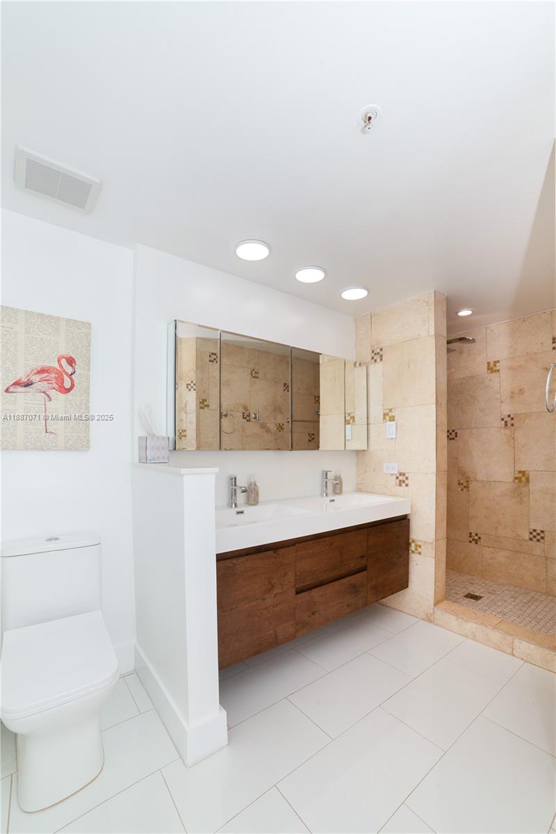 Photo of 17150 Bay Rd  #2905, Sunny Isles Beach, Florida, 33160 - 