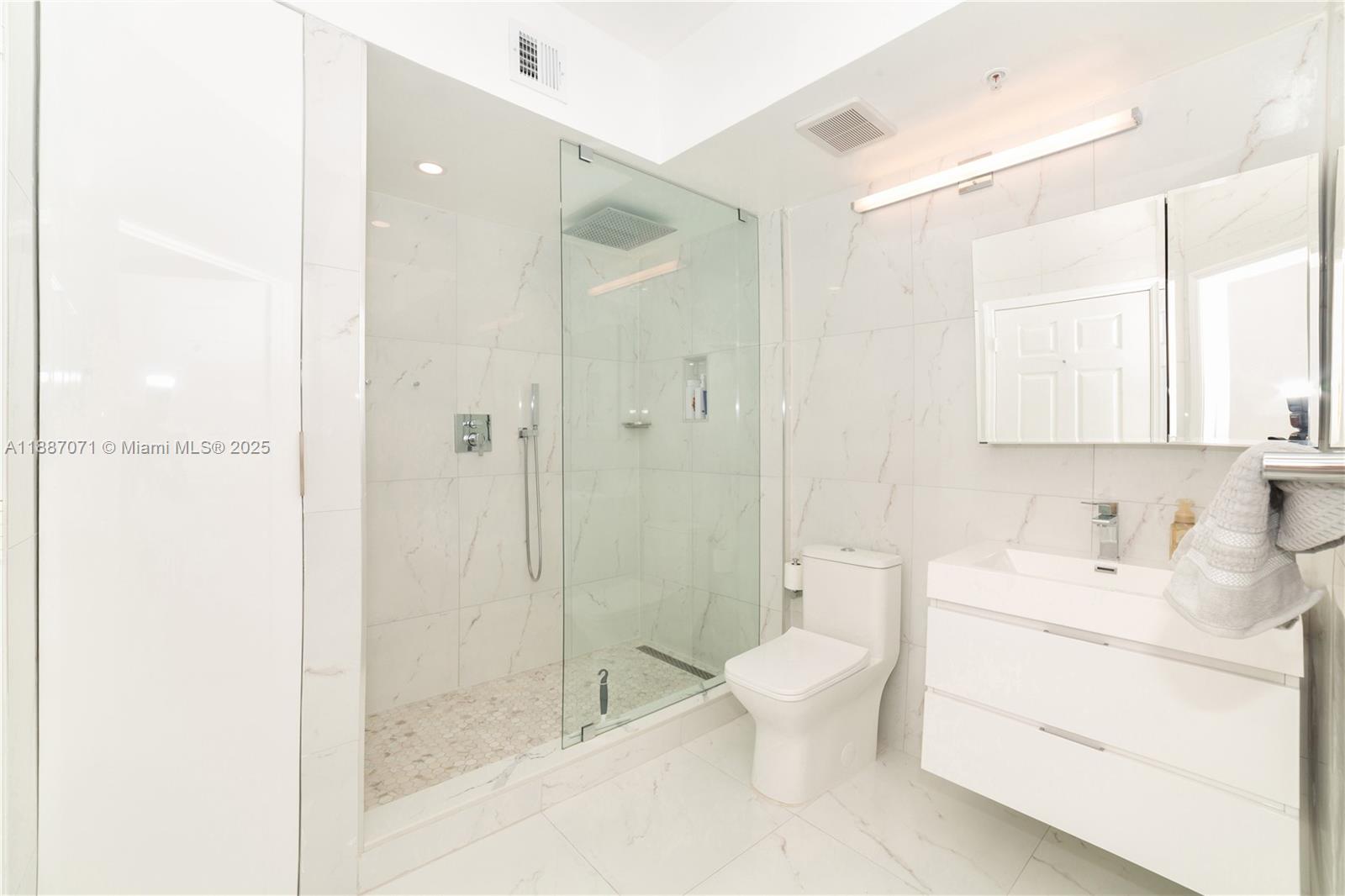 Photo of 17150 Bay Rd  #2905, Sunny Isles Beach, Florida, 33160 - 