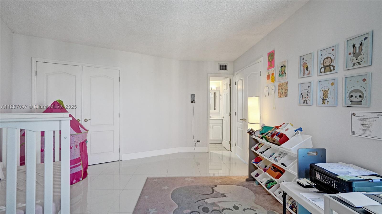 1931 2 / 2 1357 sq. ft. $ 2025-09-30 0 Photo