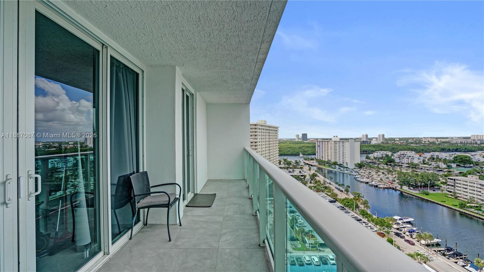 1931 2 / 2 1357 sq. ft. $ 2025-09-30 0 Photo