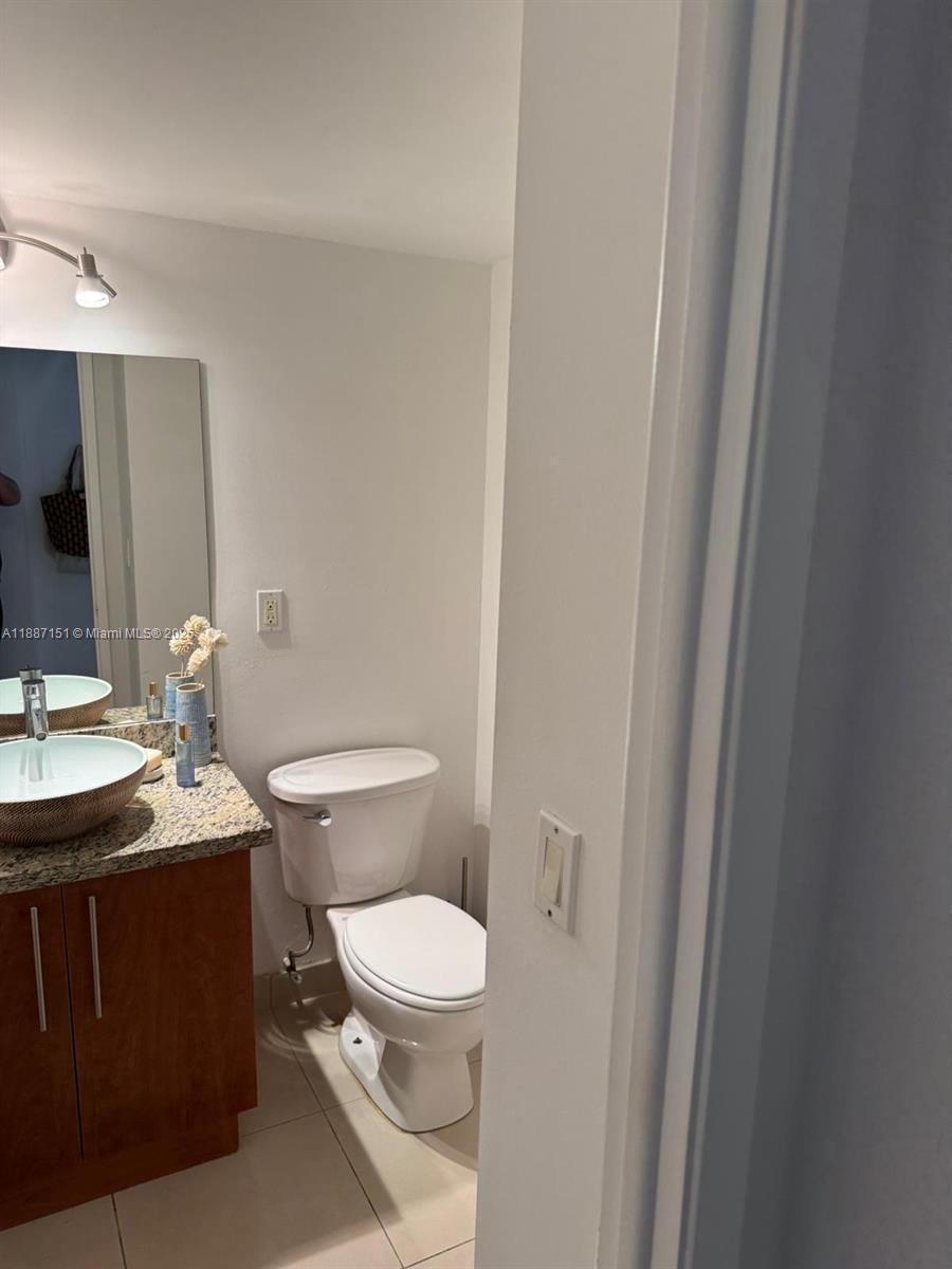 Photo of 19380 Collins Ave  #808, Sunny Isles Beach, Florida, 33160 - 