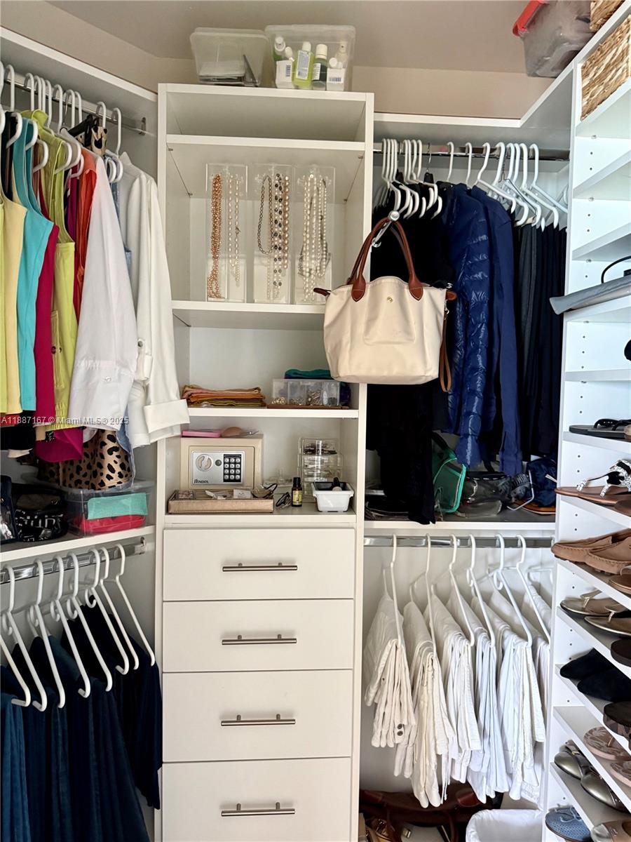 Photo of 1945 Ocean Dr #1201, Hallandale Beach, Florida, 33009 -