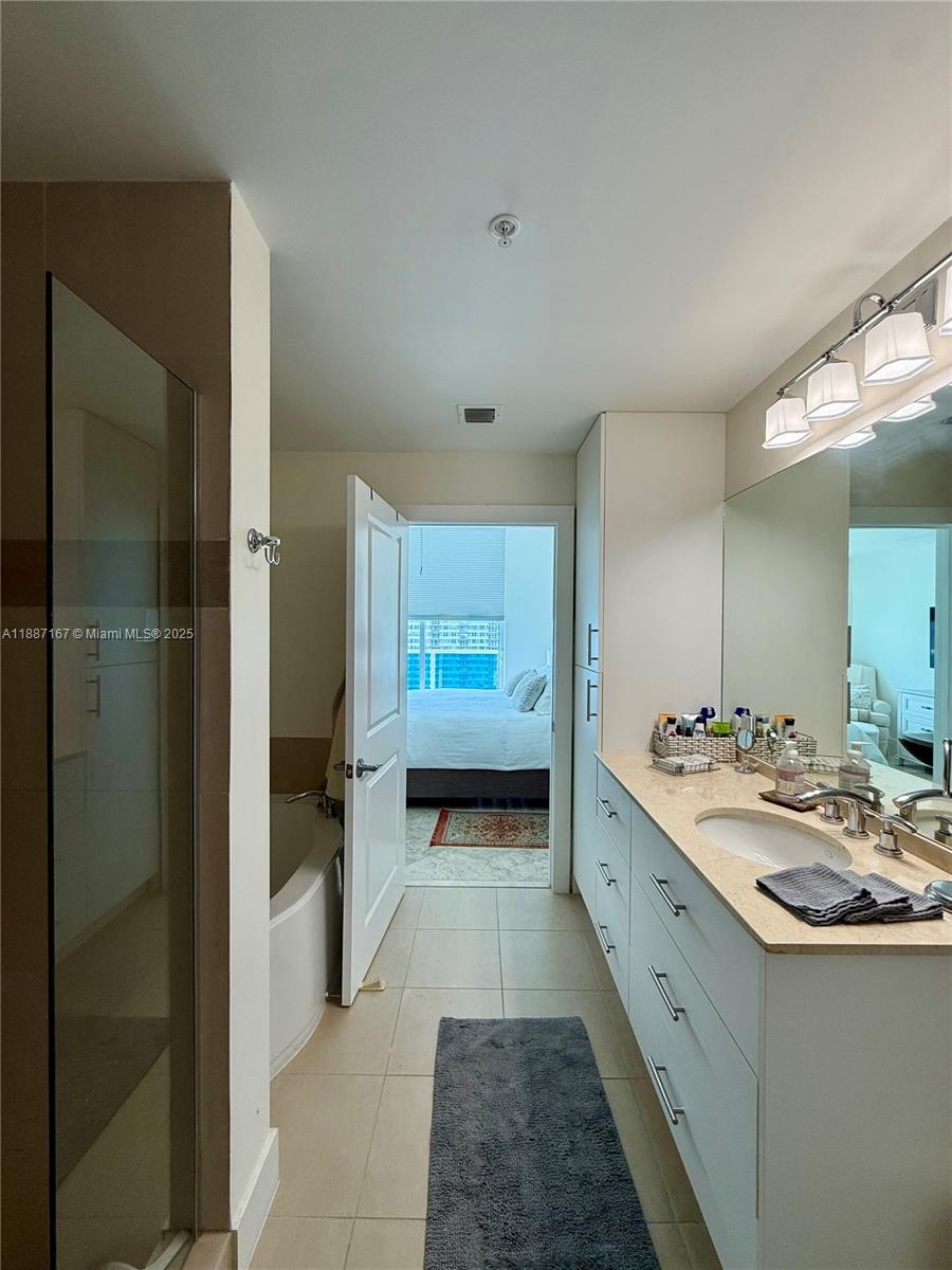 Photo of 1945 Ocean Dr #1201, Hallandale Beach, Florida, 33009 -