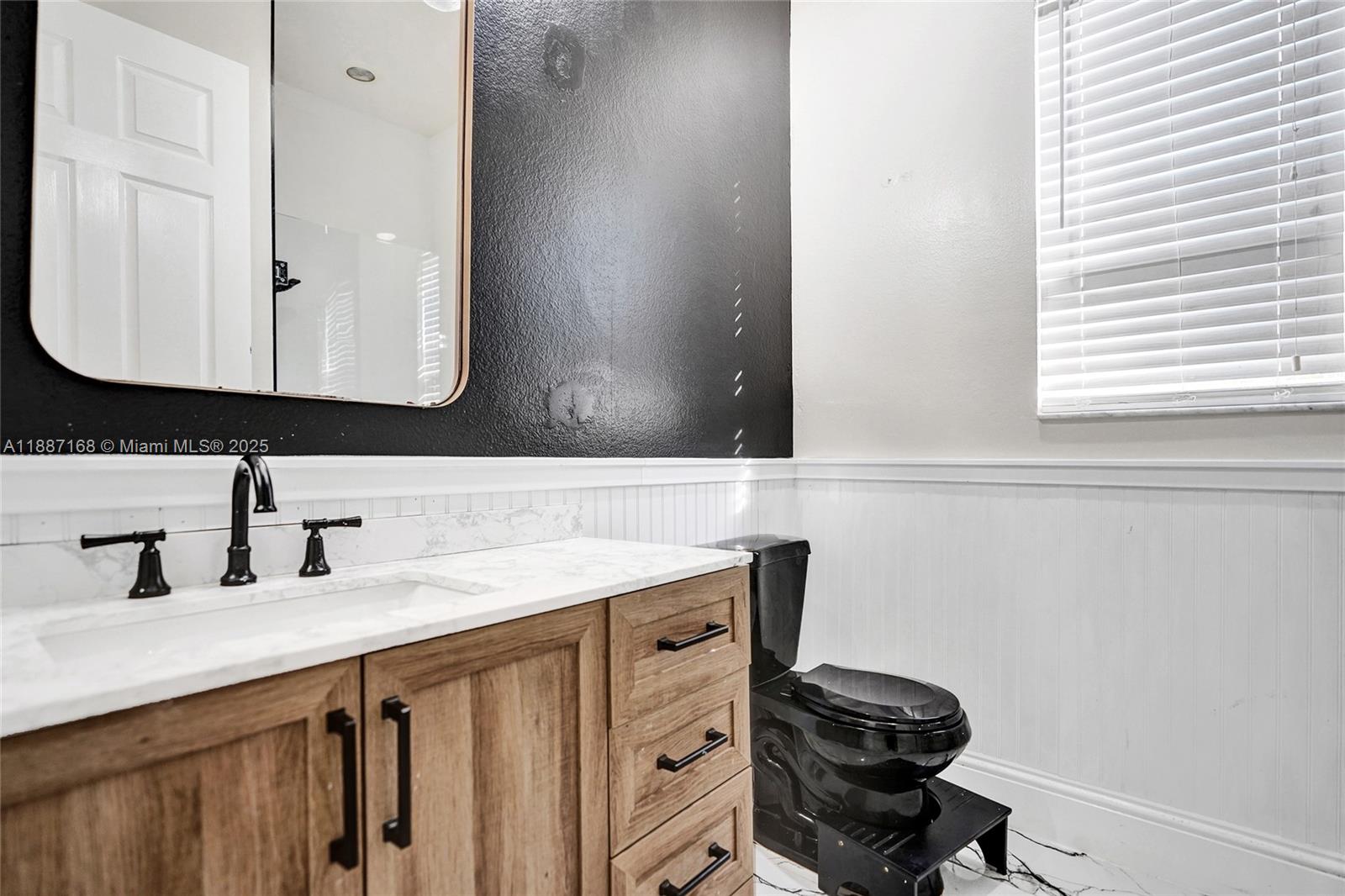 See details 8824 5 / 3 3408 sq. ft. $ 2026-02-27 0 Photo