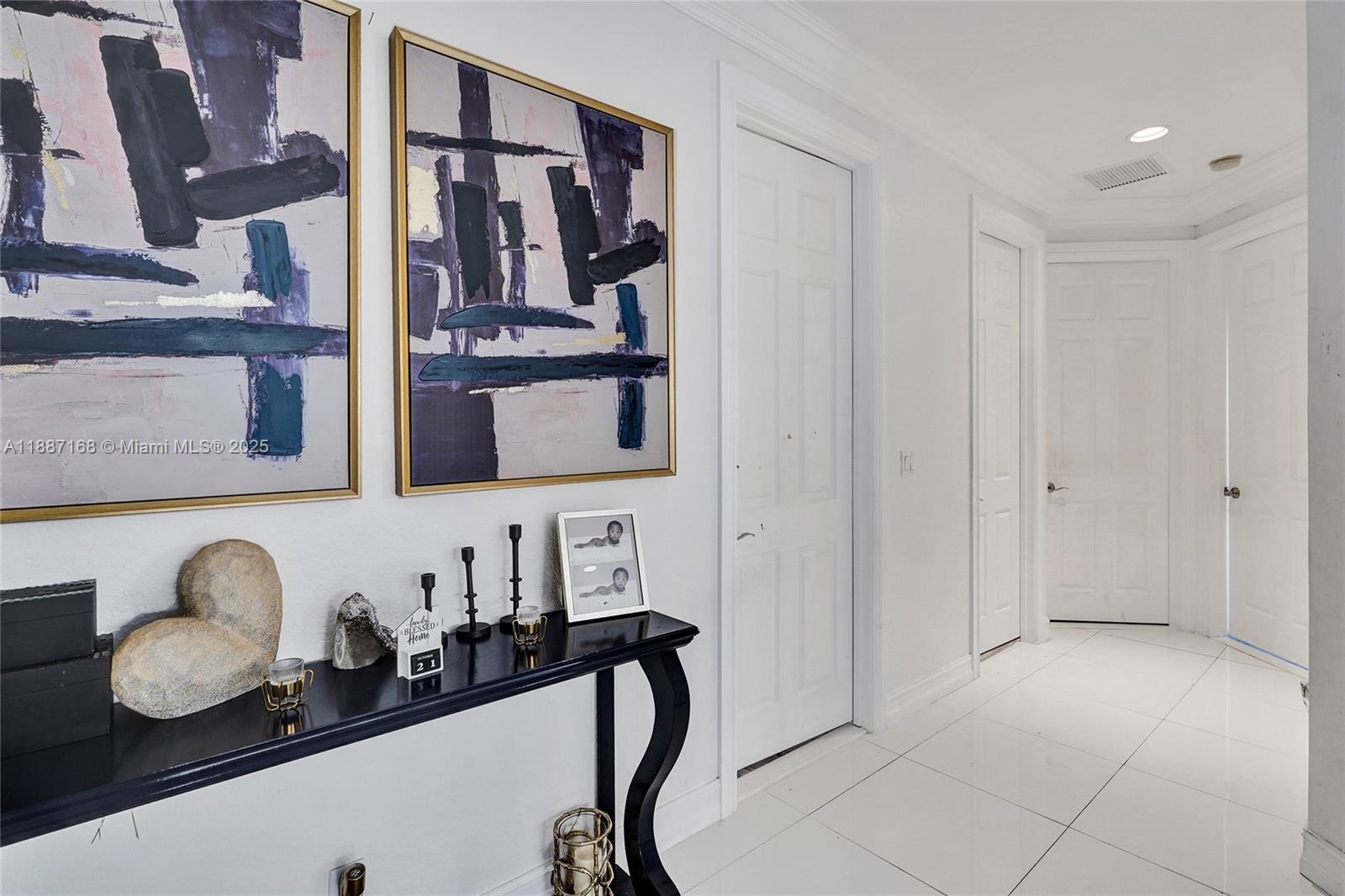 See details 8824 5 / 3 3408 sq. ft. $ 2026-02-27 0 Photo