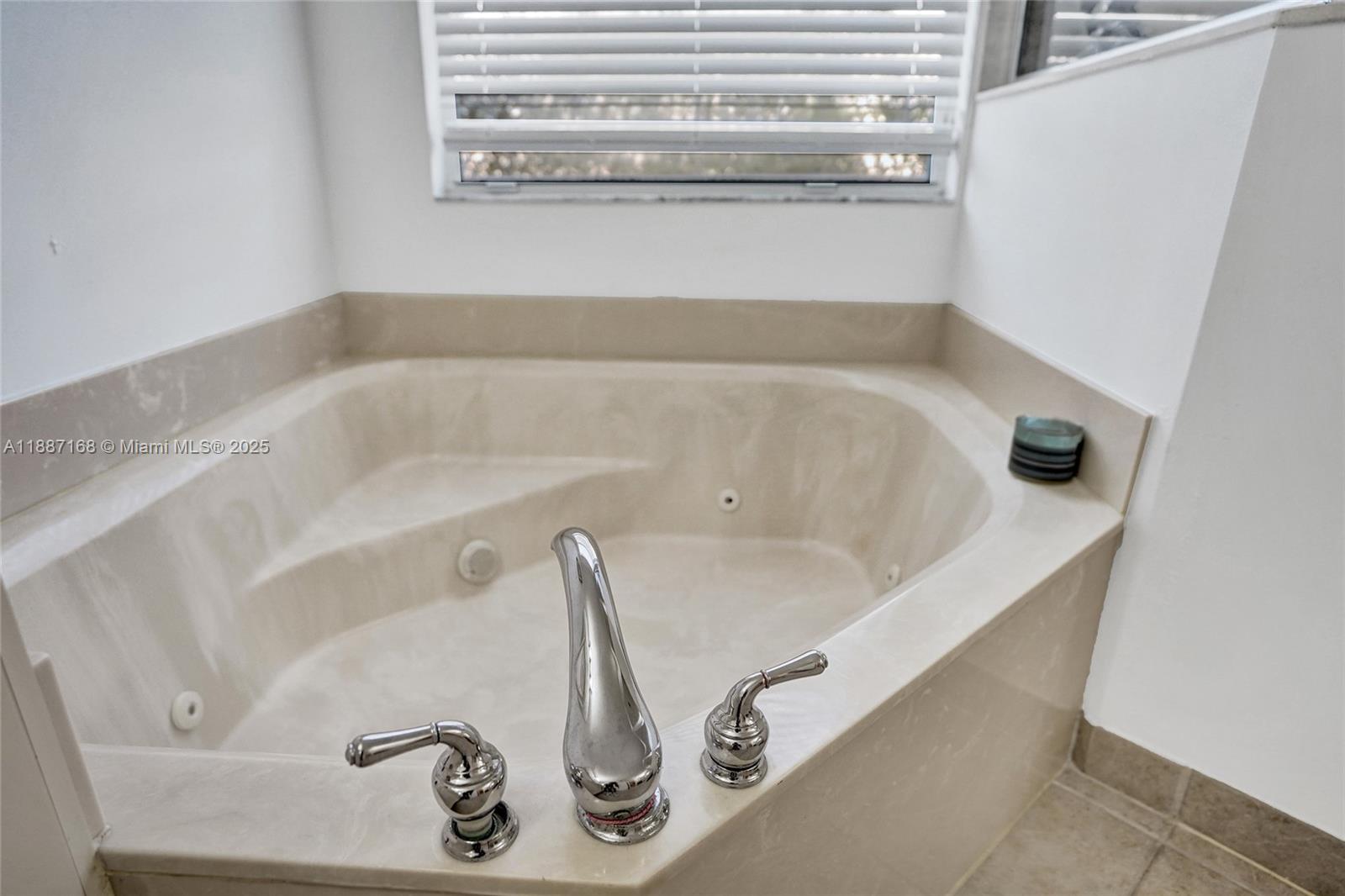 See details 8824 5 / 3 3408 sq. ft. $ 2026-02-27 0 Photo