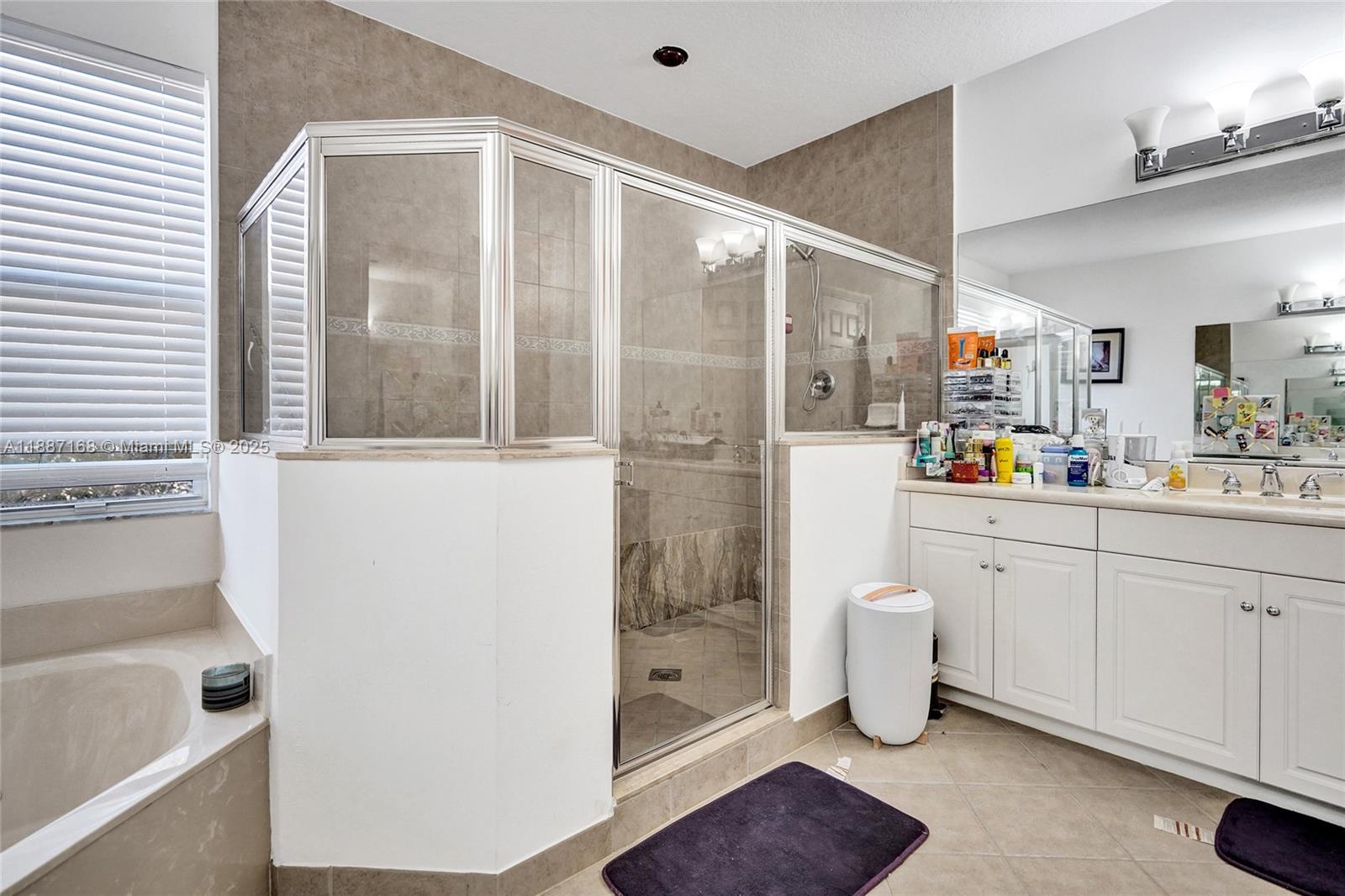 See details 8824 5 / 3 3408 sq. ft. $ 2026-02-27 0 Photo