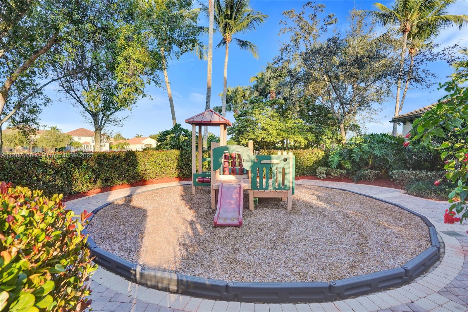 See details 8824 5 / 3 3408 sq. ft. $ 2026-02-27 0 Photo