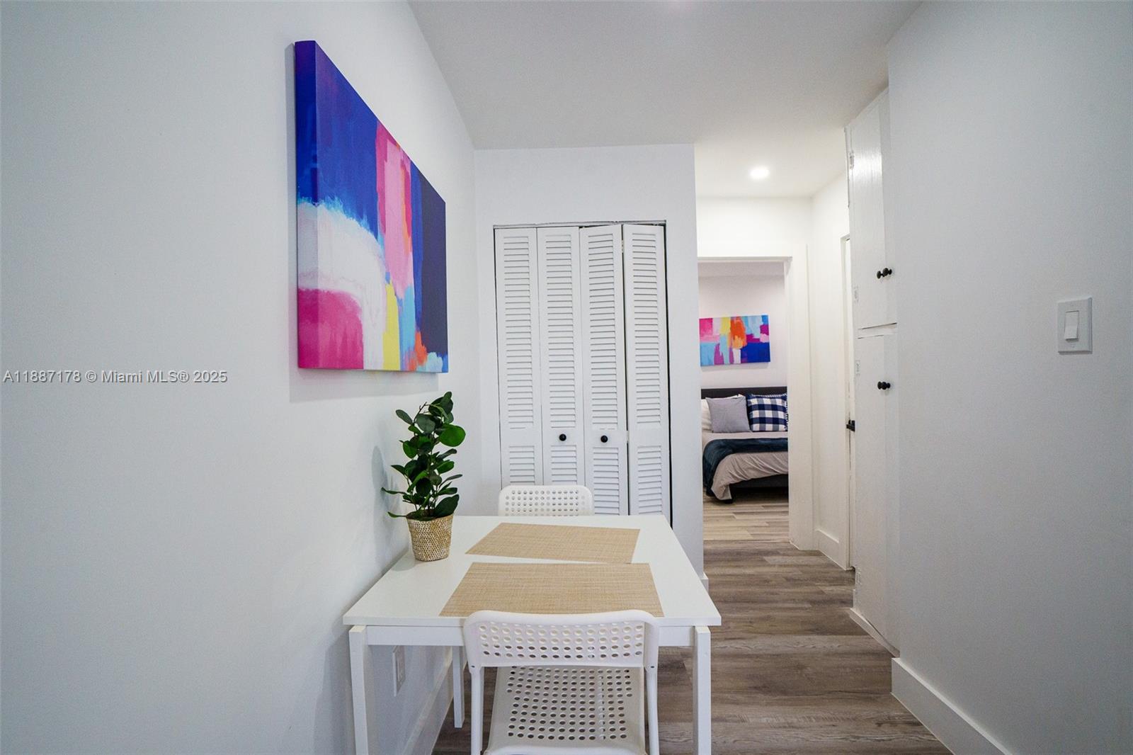   /   sq. ft. $ 2025-09-30 0 Photo