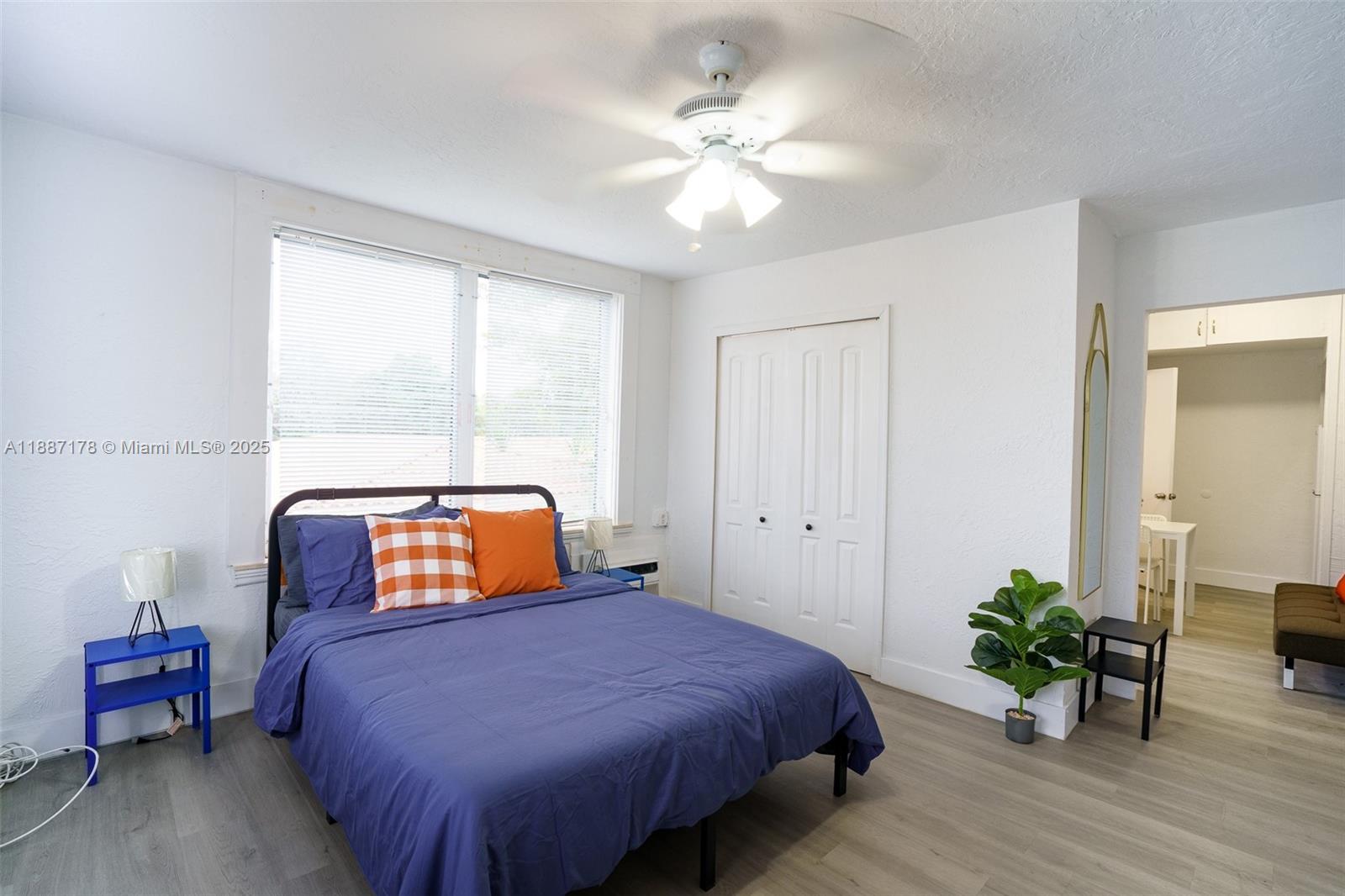   /   sq. ft. $ 2025-09-30 0 Photo