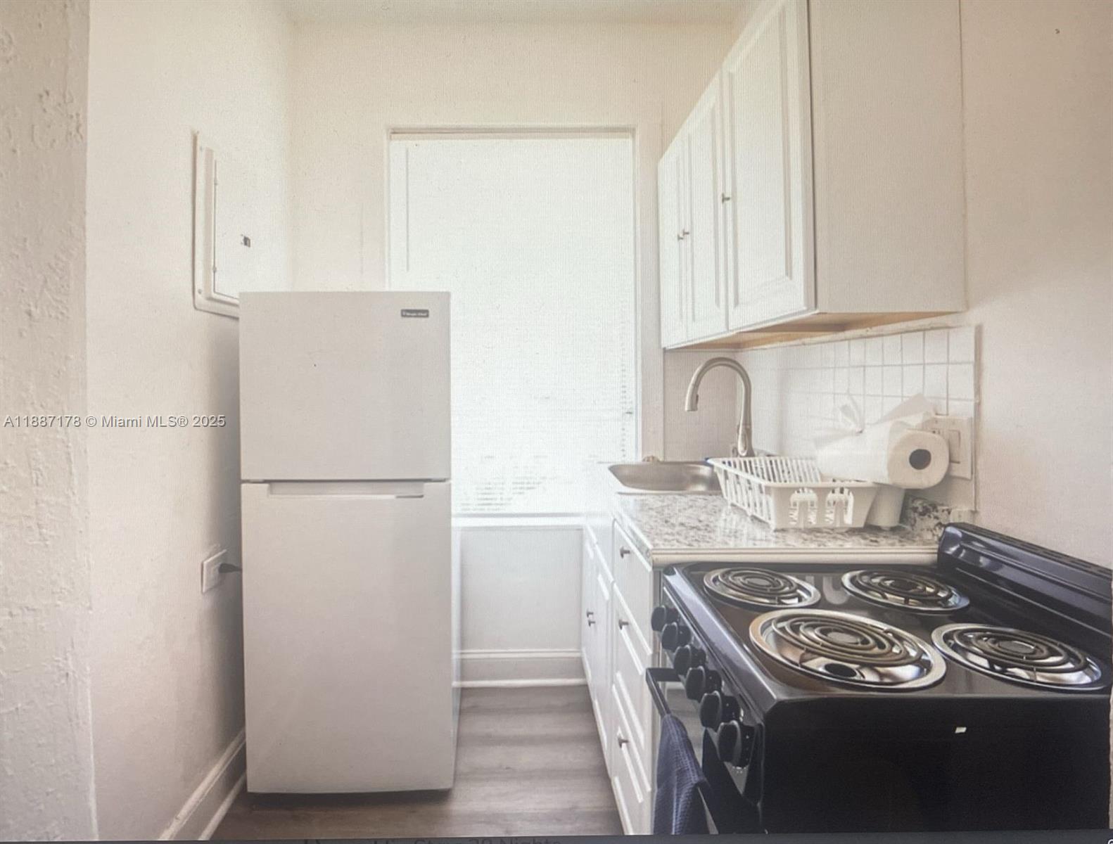   /   sq. ft. $ 2025-09-30 0 Photo